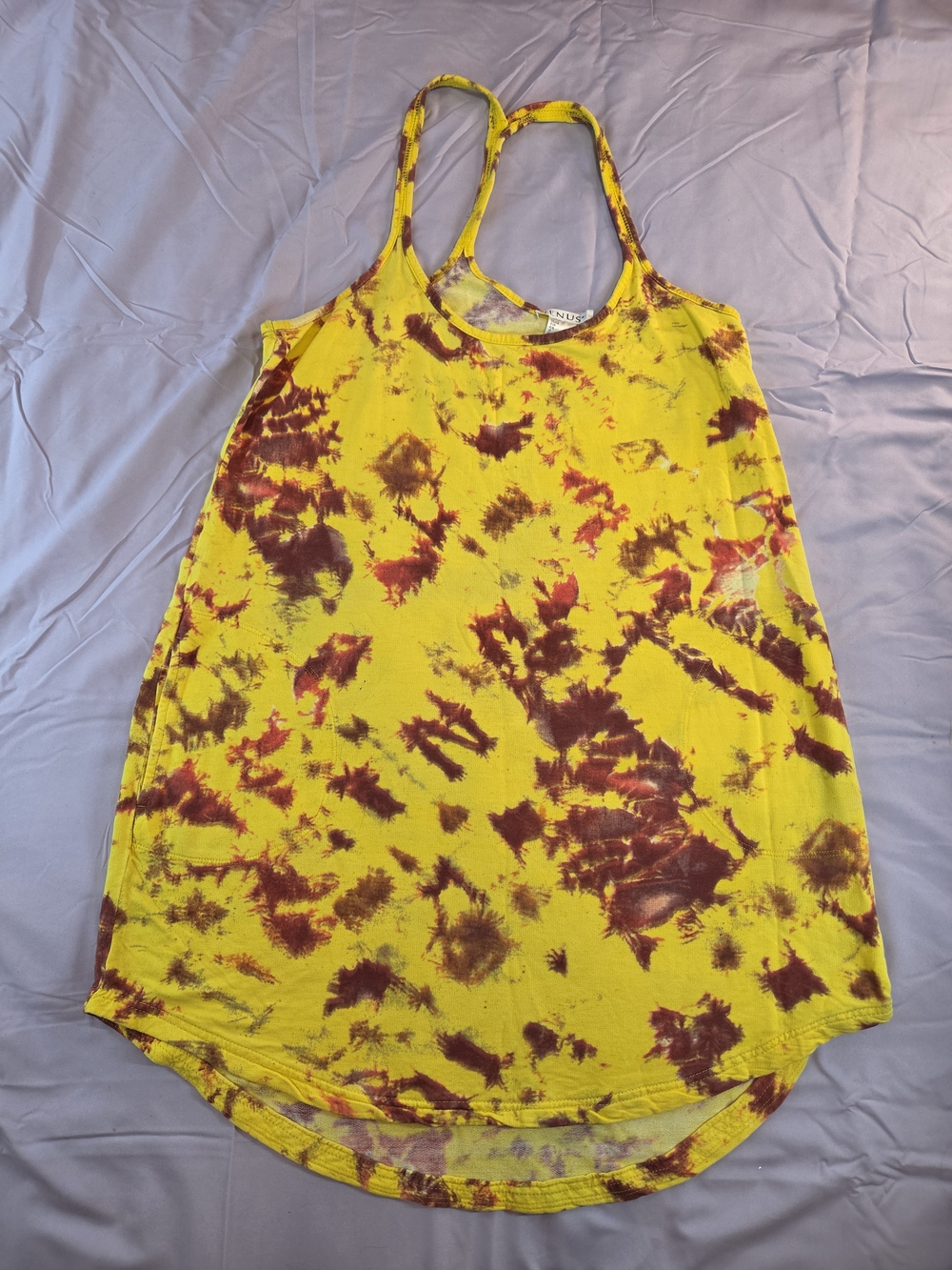 VENUS Yellow and Burgundy Tie-Dye Racerback Tank M‎